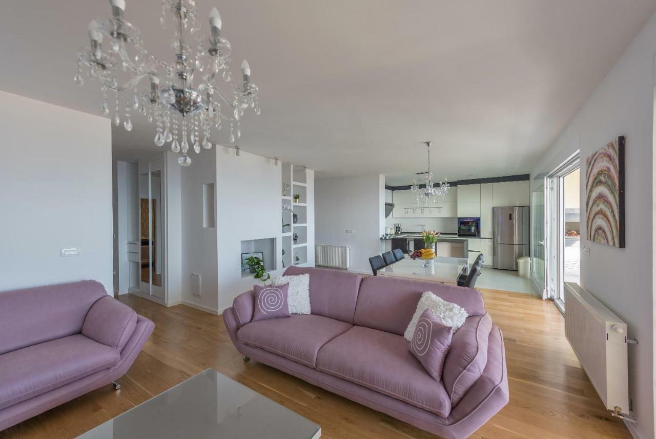 Апартаменти Penthouse Jure Макарська Екстер'єр фото
