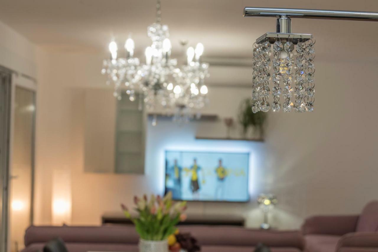 Апартаменти Penthouse Jure Макарська Екстер'єр фото